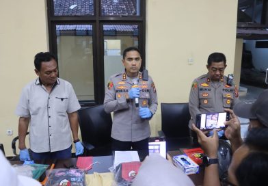 Polres Pacitan Amankan Dua Tersangka Penyiram Air Keras Penjual Tempe