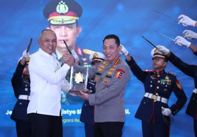 Kapolri Terima Adhi Bhakti Senapati, Jadi Motivasi Perkuat Sinergi Keamanan Siber
