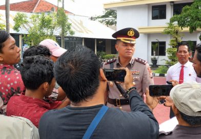 Polres Nganjuk Amankan Dua Tersangka Pengedar Narkoba Lintas Daerah dan 210,03 gram Sabu