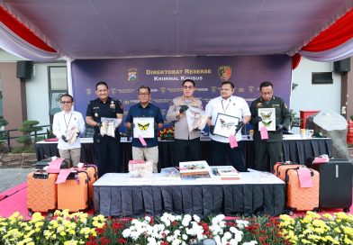 Polda Jatim Ungkap Tiga Kasus Kejahatan Sumber Daya Alam, Empat Tersangka Diamankan