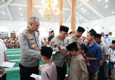 Hari Bhayangkara ke-80, Wakapolri Tanamkan Kepedulian Sosial kepada Taruna Akpol Lewat Santunan Anak Yatim