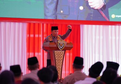 Hadiri Penutupan Diklatsarnas Brigade Persis, Kapolri Serukan Jaga Persatuan-Kesatuan