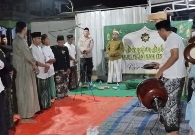 Ps. Kanit Binmas Polsek Kraton Bripka Rendra Bersama Pemuda Guyup Rukun Inisiasi Pengajian Rutin Awal Bulan di Desa Kebotohan