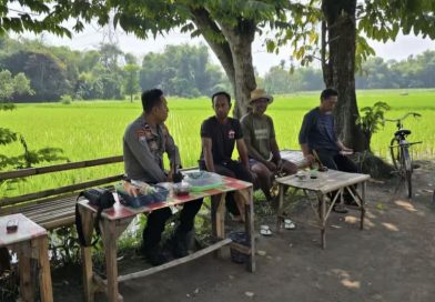 Bhabinkamtibmas Polsek Kraton Aktif Dampingi Petani, Dukung Ketahanan Pangan Nasional